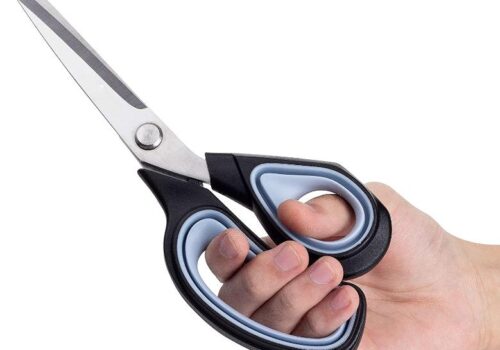 The Benefits of Having Heavy Duty Cutting Scissors