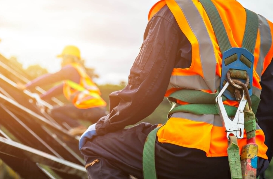 Safeguarding Success: The Non-Negotiable Investment in Quality Safety Equipment for Contractors in Victoria