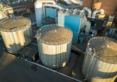 The Benefits of Using Custom-Designed Insulation Blankets for Industrial Applications