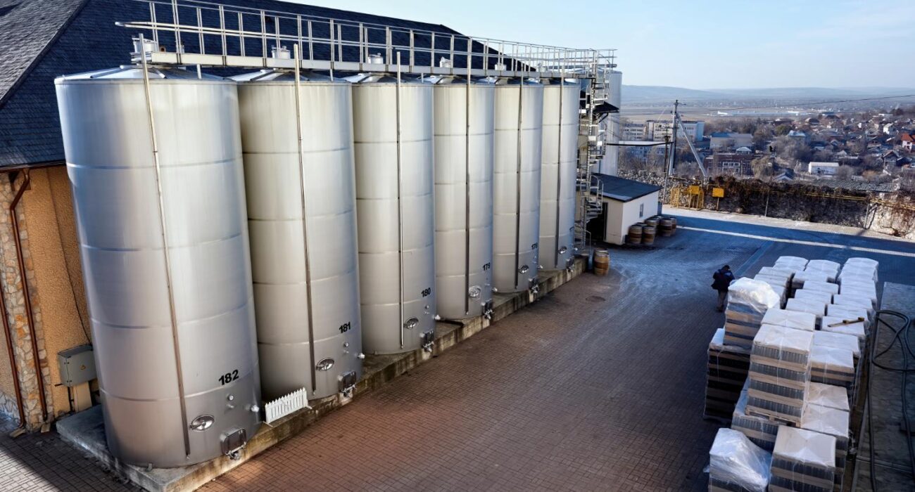 Smart Storage for Construction: A Guide to Modern Silos